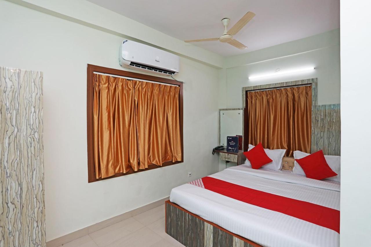 Oyo 17187 Urban Casa Hotel Kolkata Exterior photo